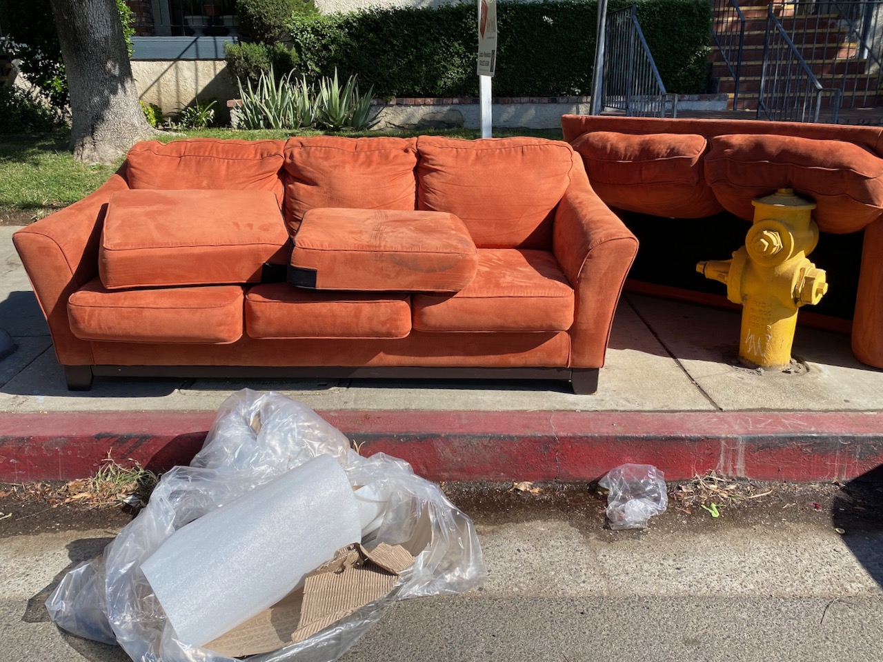 Street Couches Couches and Fire Hydrant Taking Precautions (2022)